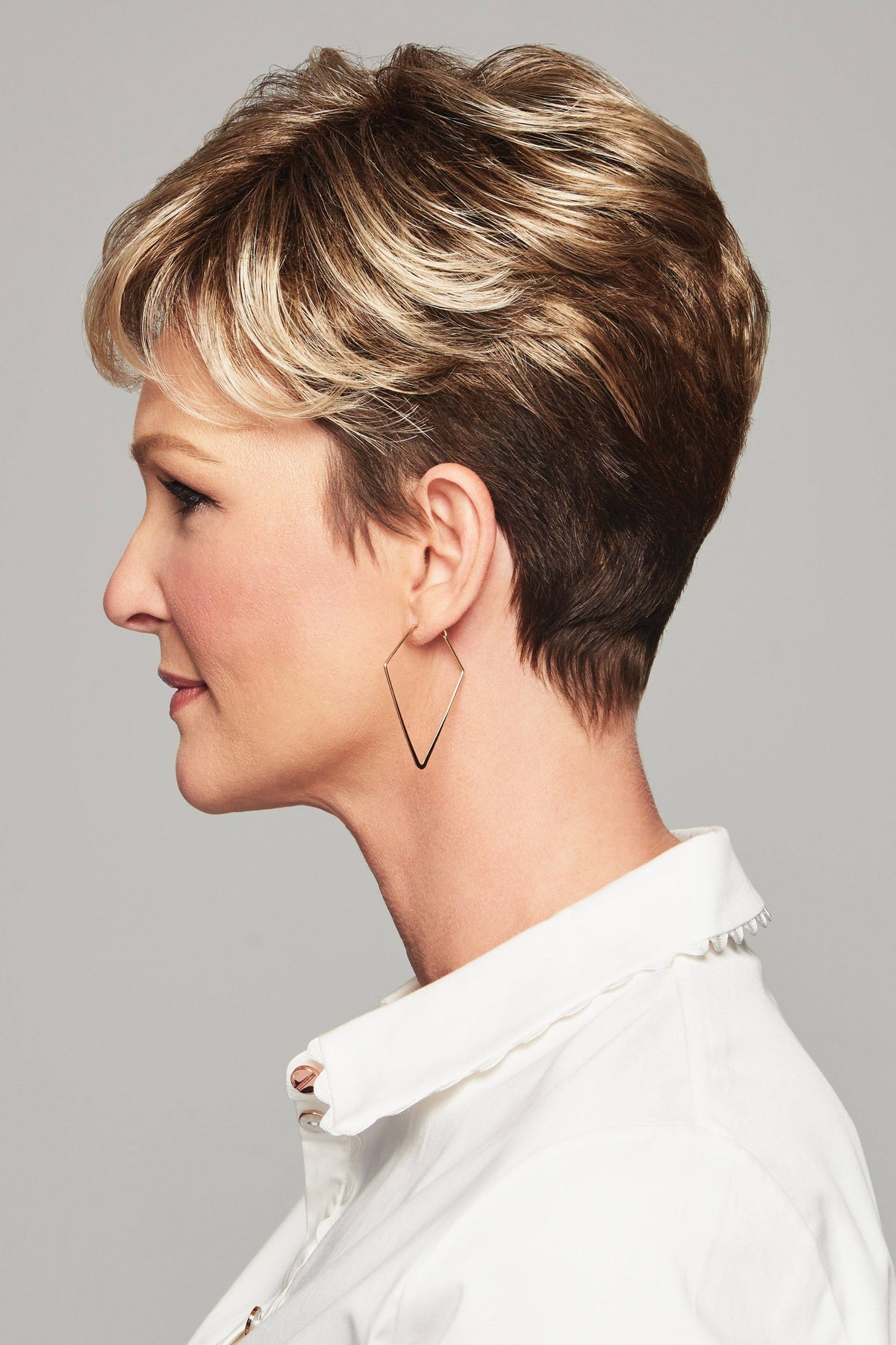 Sonata Hair Topper T906