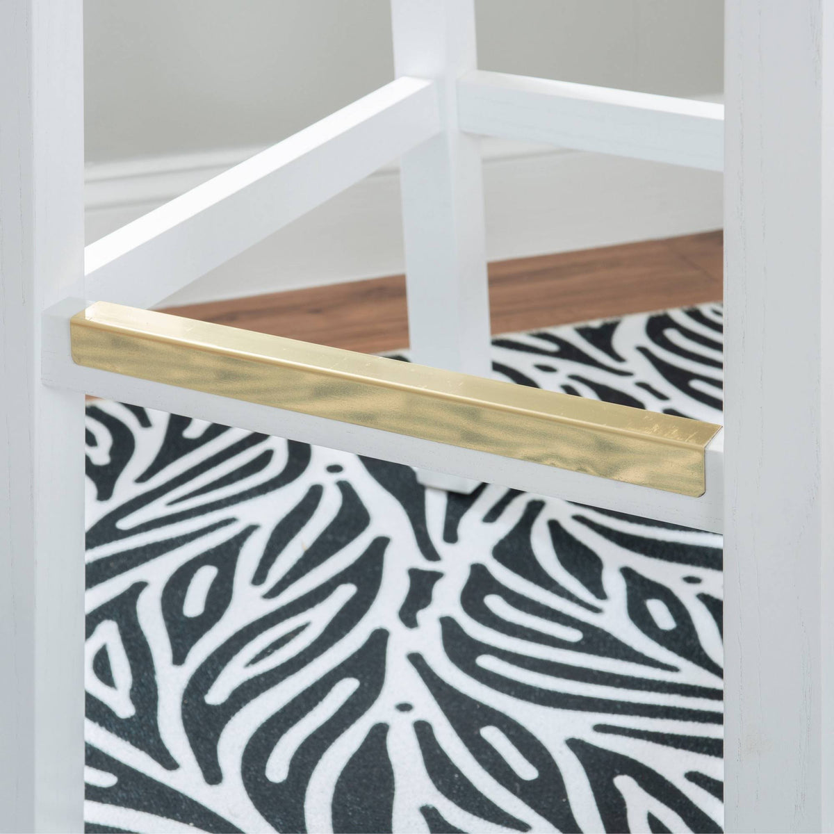 White Leola Barstools Set of 2 S443