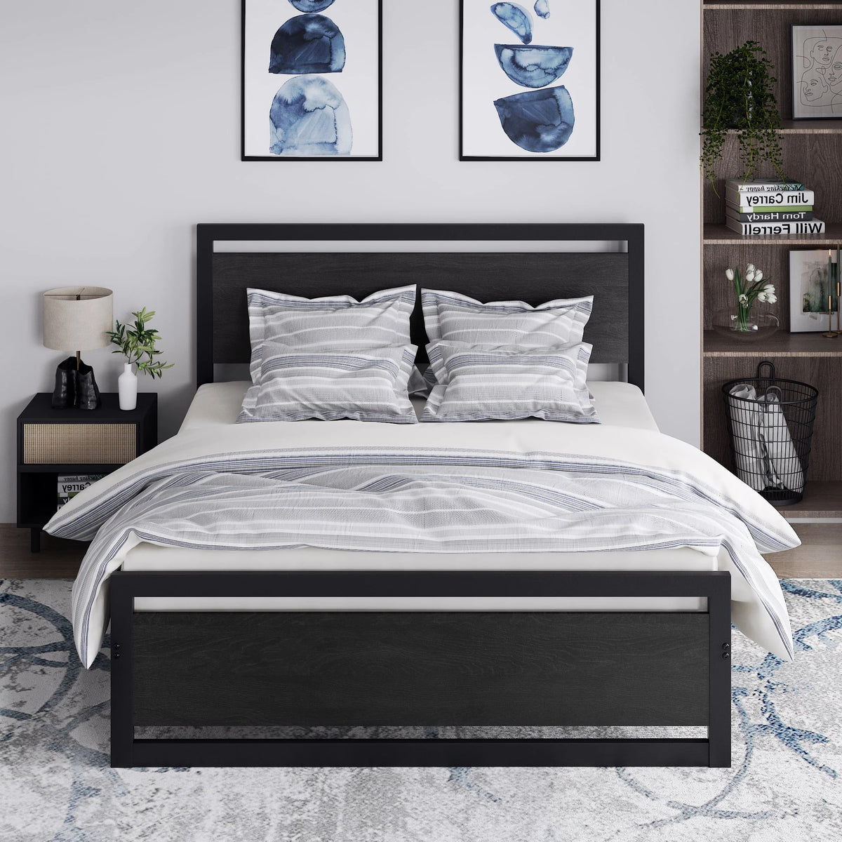 Queen Size Metal Platform Bed Frame with Wooden Headboard & Footboard N91205