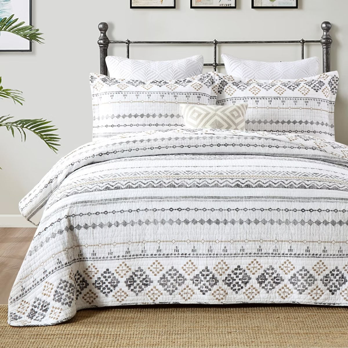 100% Cotton King Size Quilt Set White Charcoal Geometric Striped 3-Piece A876