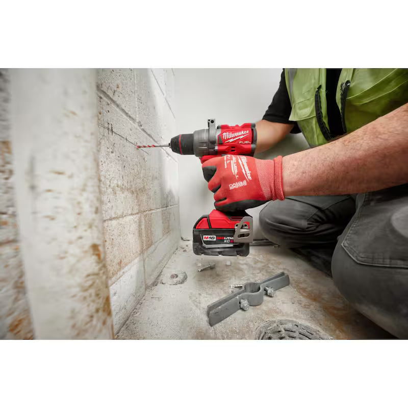 18-Volt Lithium-Ion Brushless Cordless Hammer Drill with Screw Driver Bit Set H8615