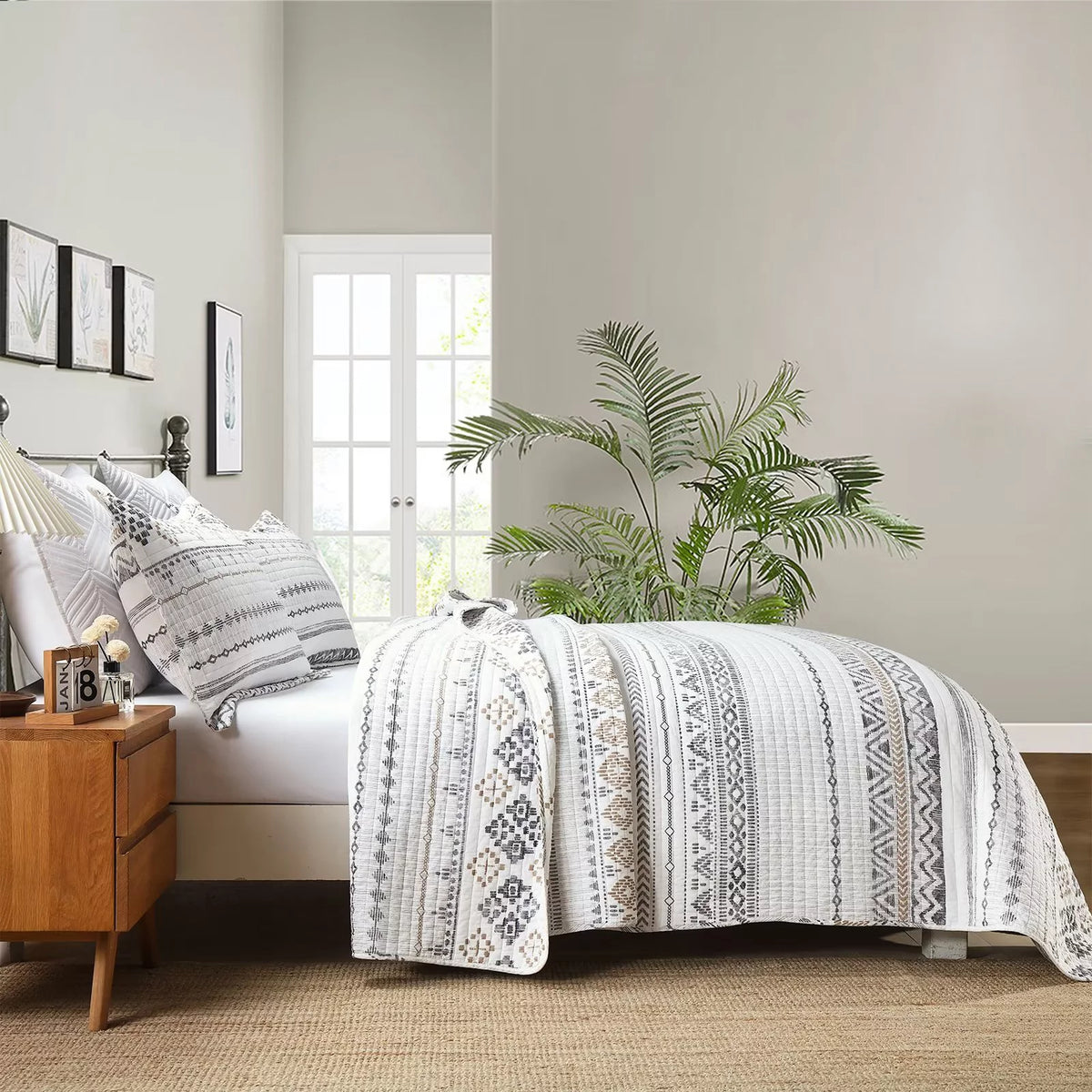 100% Cotton King Size Quilt Set White Charcoal Geometric Striped 3-Piece A876