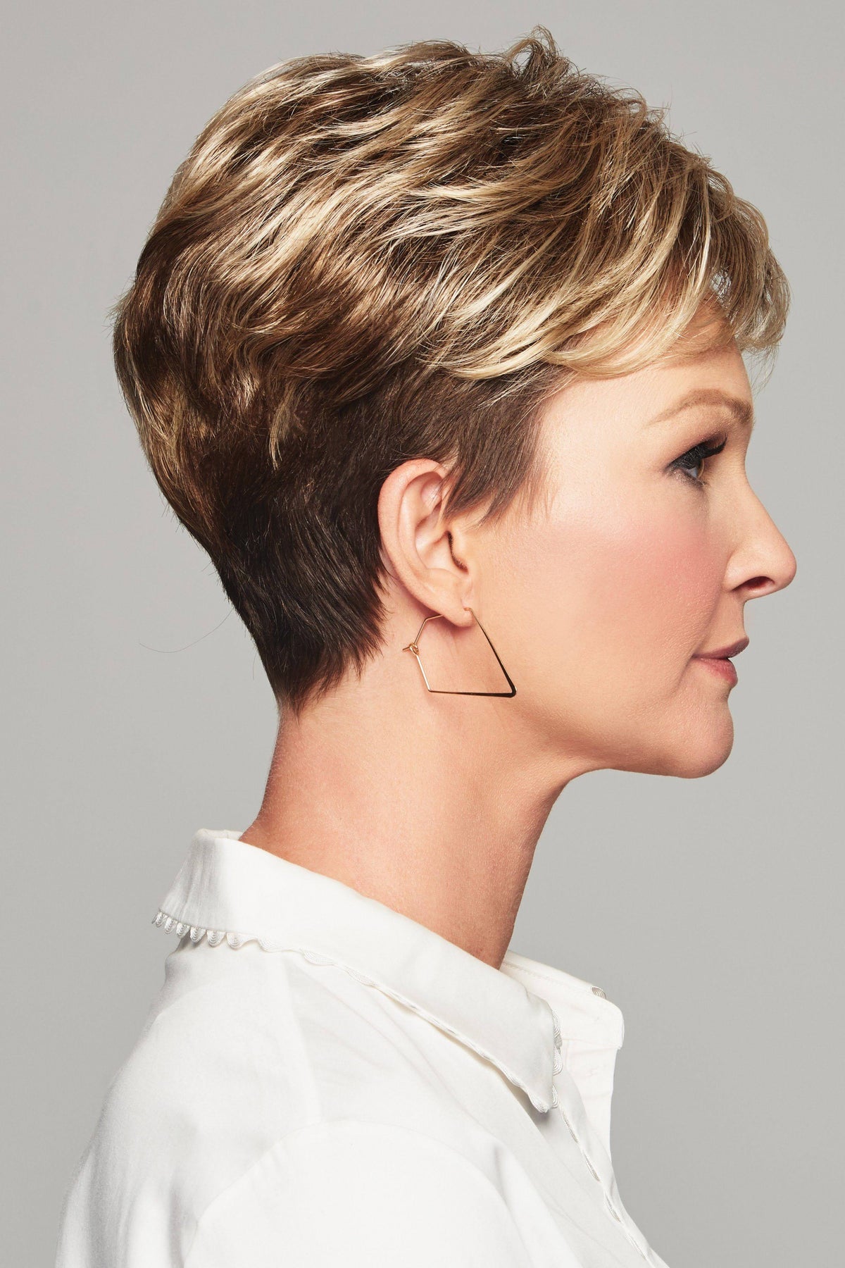 Sonata Hair Topper T906