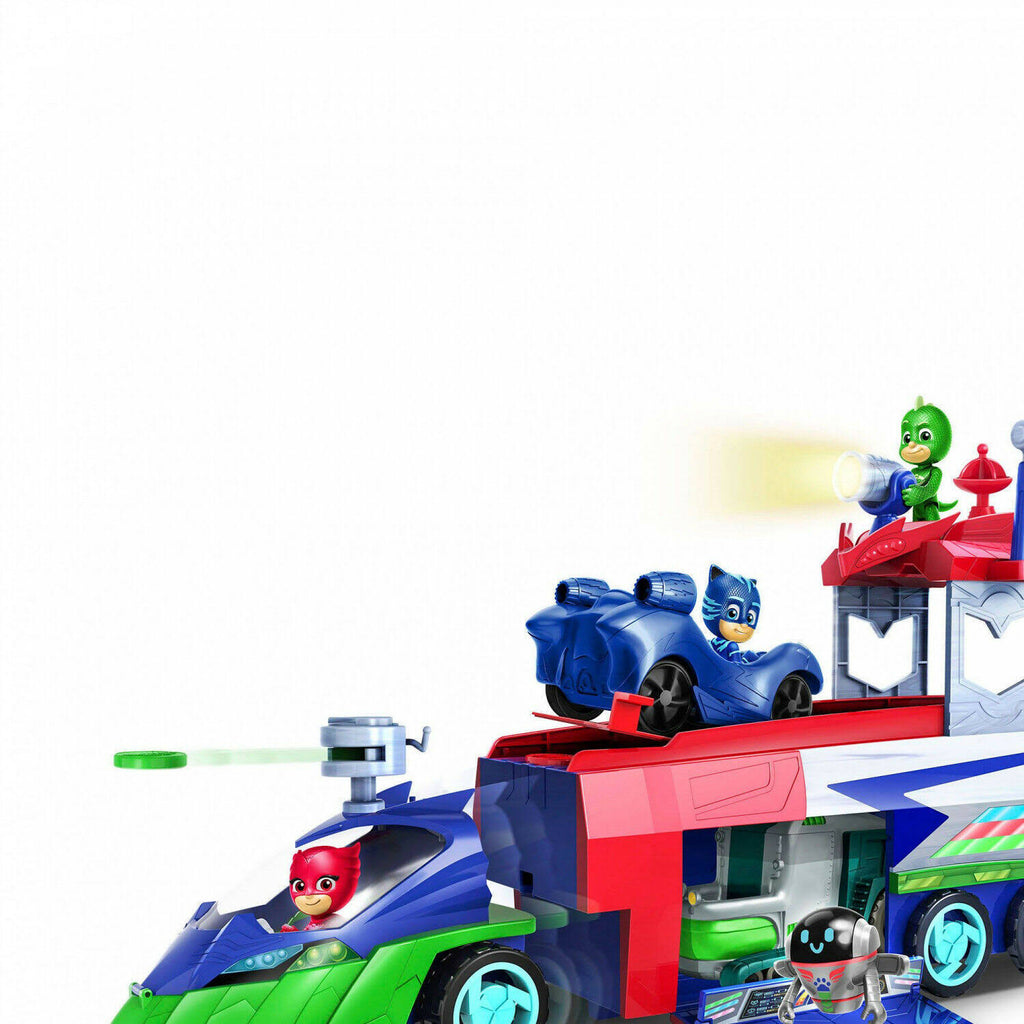 PJ Seeker with Deluxe Cat-Car and Catboy Figure P601844