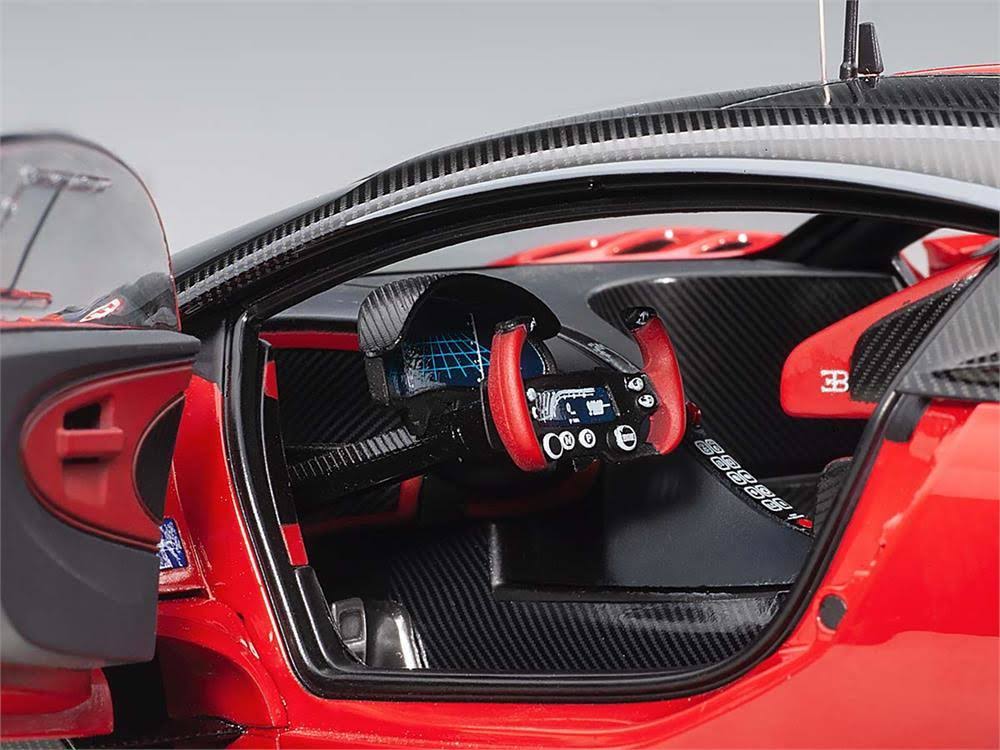 Red and Black 1:18 Scale Car L35991