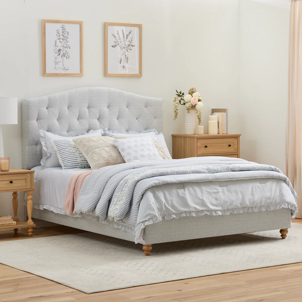 Upholstered Diamond Tufted Platform Bed, Twin, Oat Y31485