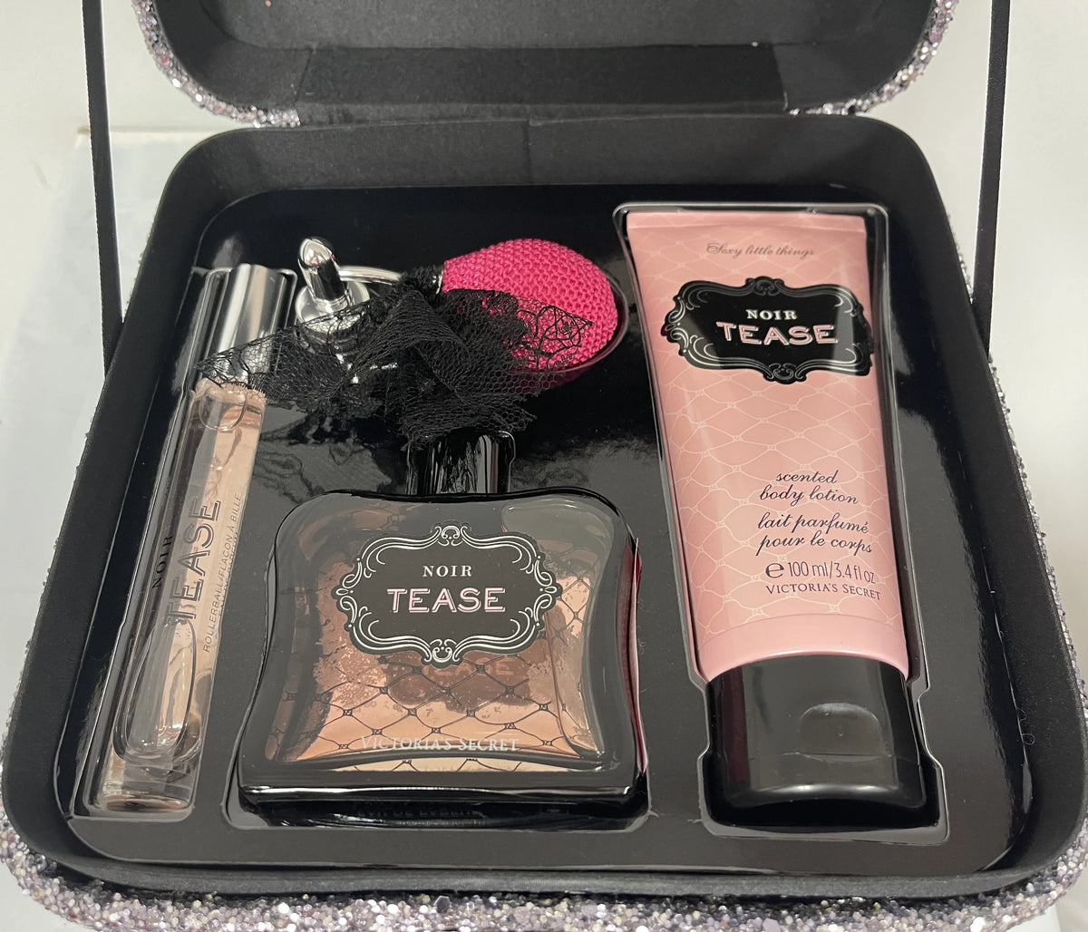 Eau De Parfum Body Lotion Rollerball Gift Set Train Case K81843