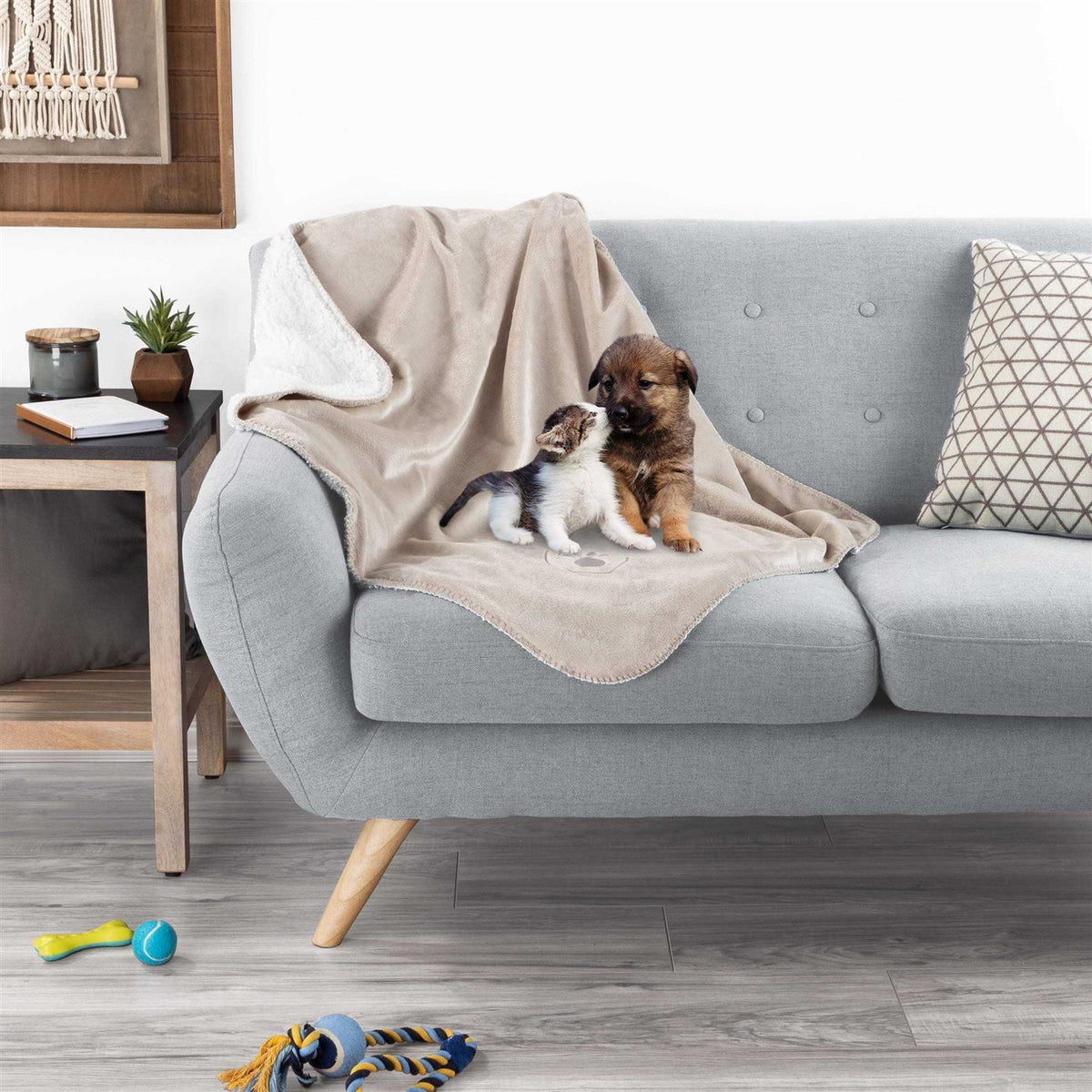 Waterproof Pet Blanket Throw L26714