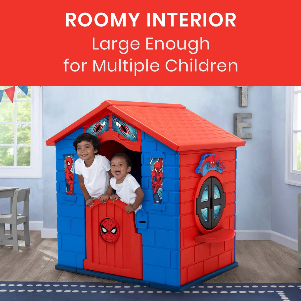Plastic Indoor/Outdoor Playhouse O652