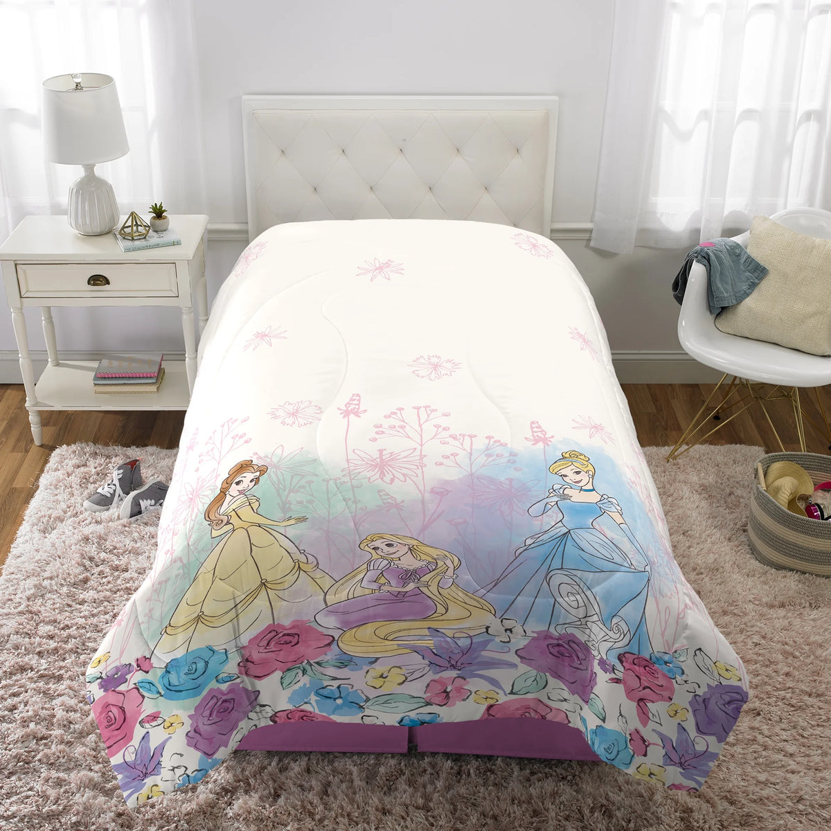 Pink and White Reversible Kids Comforter and Sham Set I289