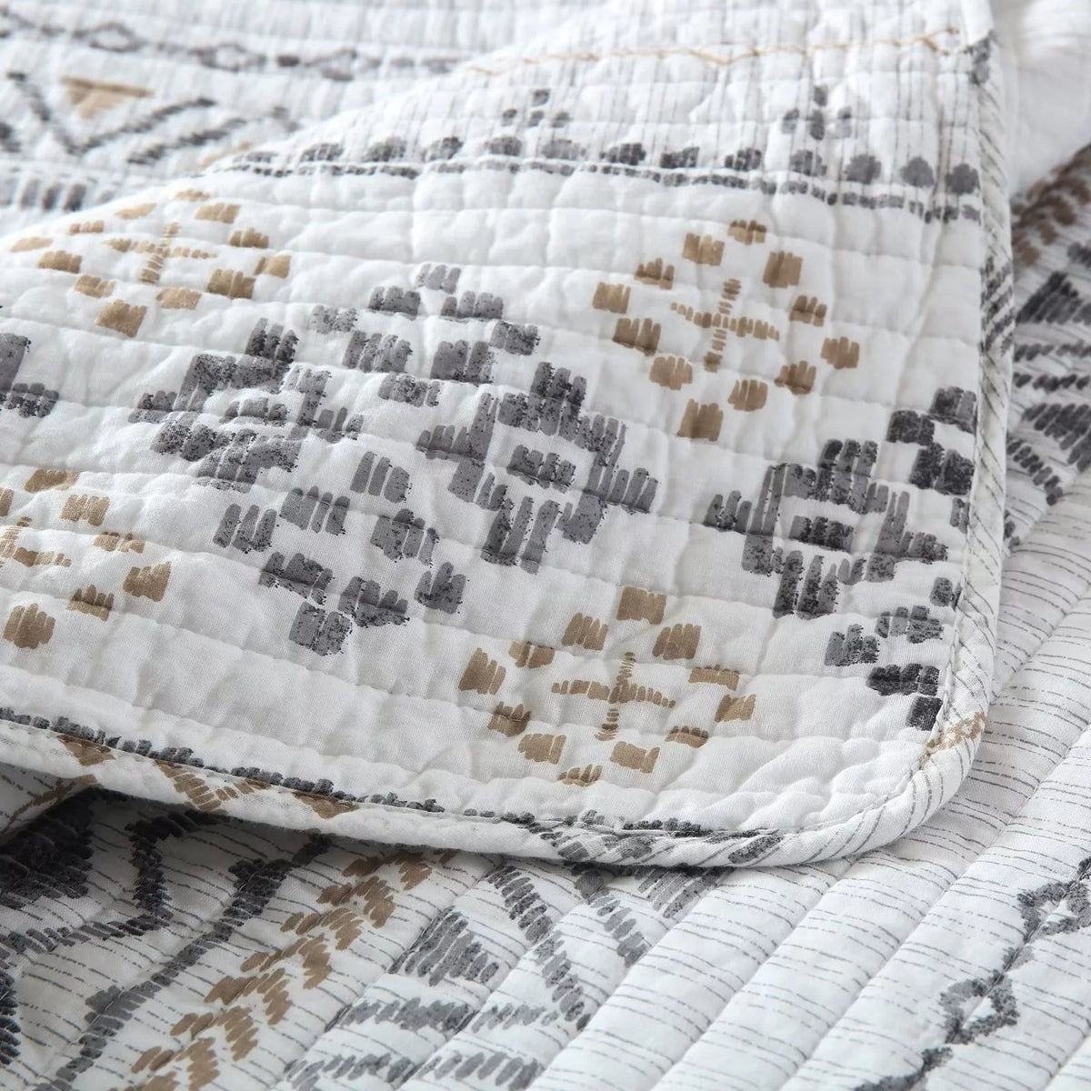 100% Cotton King Size Quilt Set White Charcoal Geometric Striped 3-Piece A876